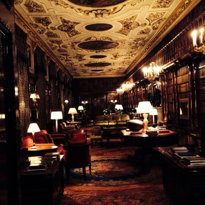 Chatsworth House by null