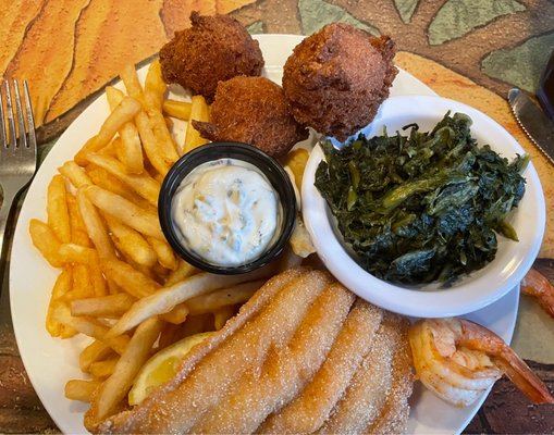 Riverview Restaurant & Marina by null