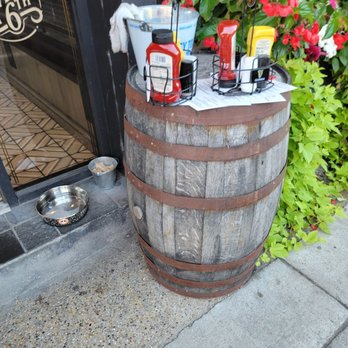 Tavern On 6th - Condiments for dining outside and water and treats for the furry visitors - Sports Bars Near Me - Kenosha, Wisconsin Tavern On 6th - Condiments for dining outside and water and treats for the furry visitors - Sports Bars Near Me - Kenosha, Wisconsin