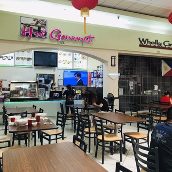 Hue Gourmet - There are plenty table that you can s'est far apart from other customers. - Vietnamese Near Me - Mesa, Arizona