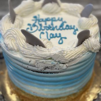 JG Desserts - Chocolate cake with chocolate mousse - Custom Cakes Near Me - Toms River, New Jersey