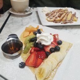 Seasonal fruit crepe Seasonal fruit crepe