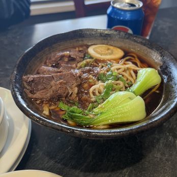 Dumpling Yo! - Braised Beef Flank Noodle (lean and flavorful) - Dim Sum Near Me - Sacramento, California Dumpling Yo! - Braised Beef Flank Noodle (lean and flavorful) - Dim Sum Near Me - Sacramento, California