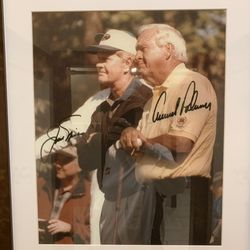 Autographed picture in clubhouse. Nice restaurant here.