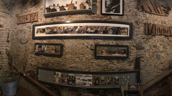 Bar Vitelli by null
