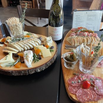 RustyMoose - Cheese and the Charcuterie board - Lounges Near Me - Manzanita, Oregon RustyMoose - Cheese and the Charcuterie board - Lounges Near Me - Manzanita, Oregon