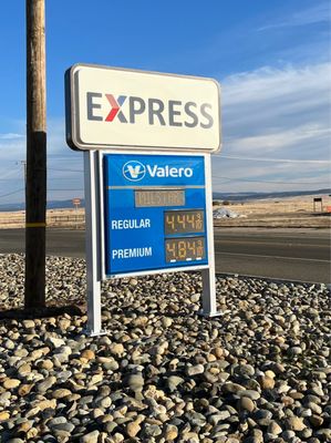 AAFES EXPRESS - Updated June 2026 - 5950 J St, Beale AFB, California ...