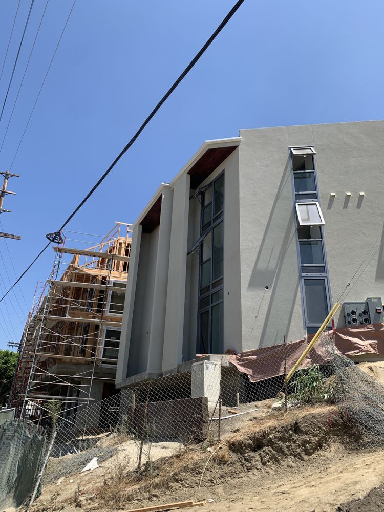 Slide of Jayrods Seamless Gutters