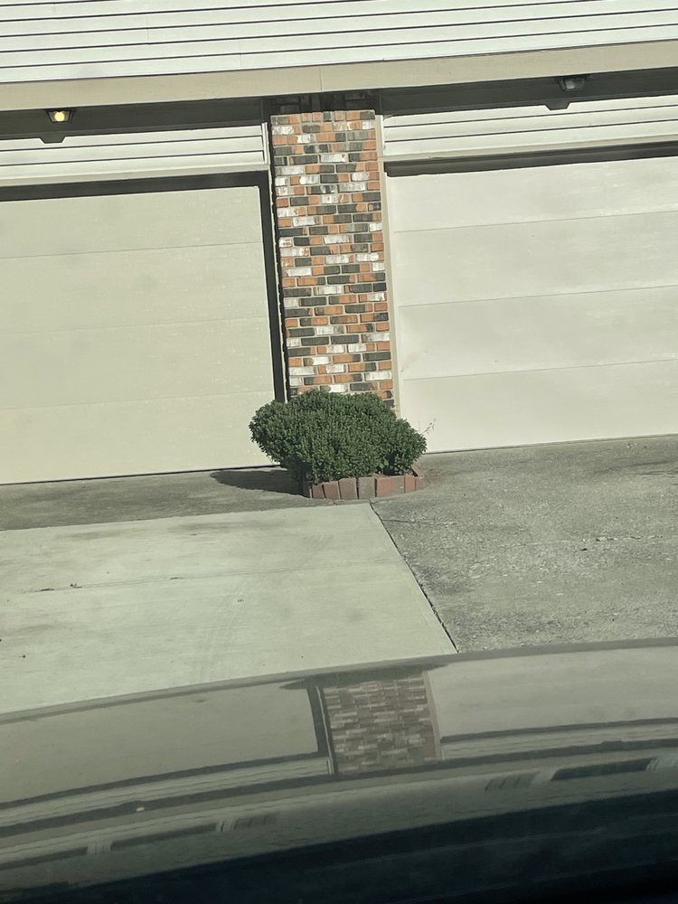 E & E GARAGE DOORS Updated October 2024 10155 N College Ave