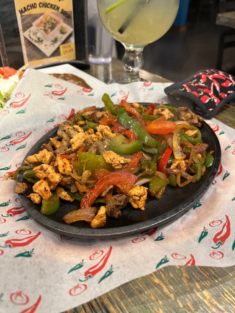 Food from El Taco Macho