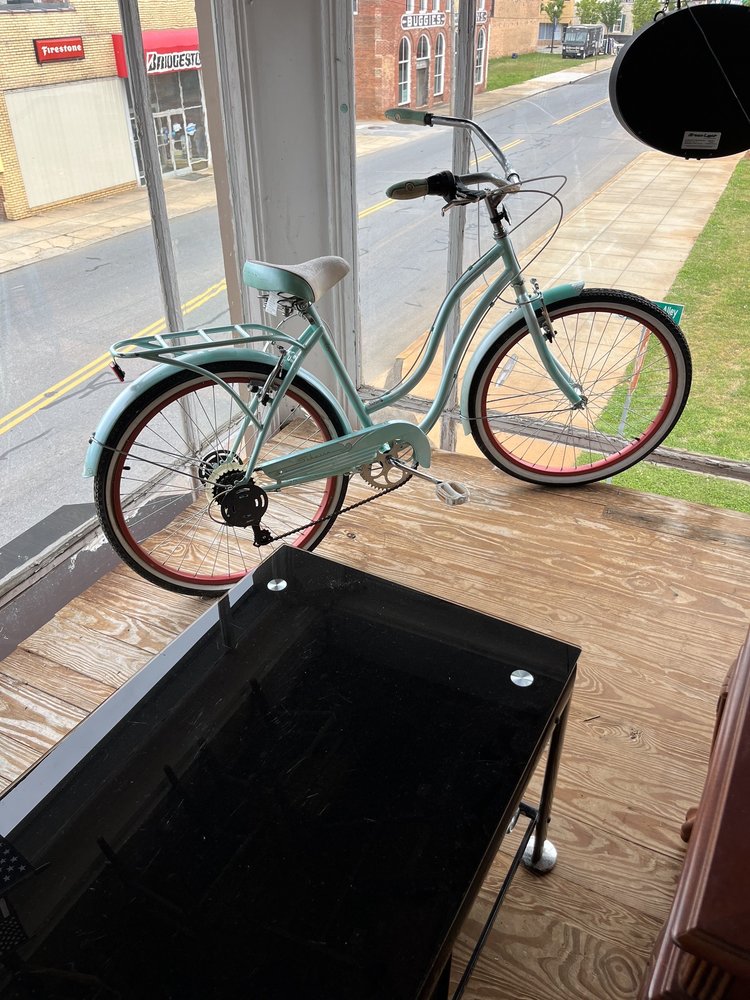 WILKINS STAR Updated October 2024 13 Photos 121 E Frederick St