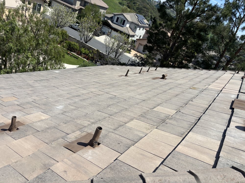 Slide of Empire Energy Roofing