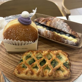 Tous les Jours - Bakeries Near Me - Annapolis, Maryland Tous les Jours - Bakeries Near Me - Annapolis, Maryland