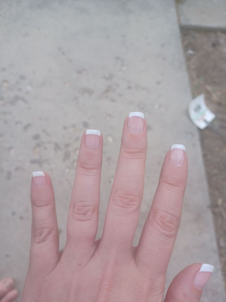 New York Nails Logo