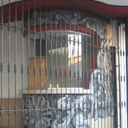 Antiguo Cine Bujazán - La taquilla.