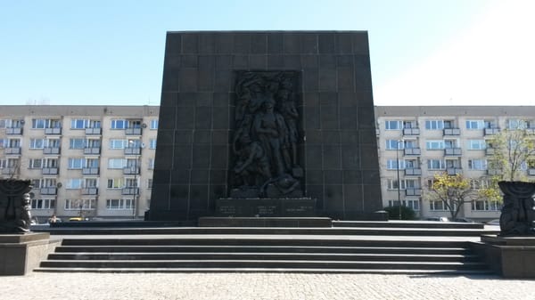 Monument to the Ghetto Heroes by null