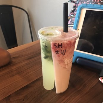 Zero Degrees - Split cup of strawberry horchata and cucumber lime - Bubble Tea Near Me - Orlando, Florida Zero Degrees - Split cup of strawberry horchata and cucumber lime - Bubble Tea Near Me - Orlando, Florida