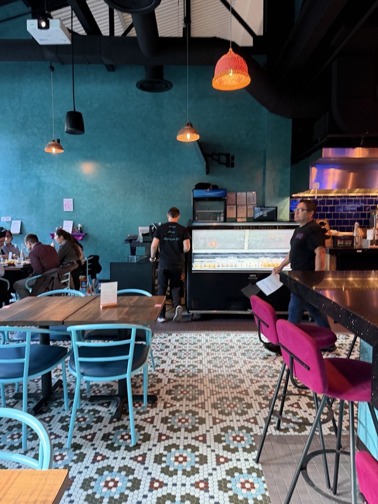 Taqueria Xochi - Navy Yard