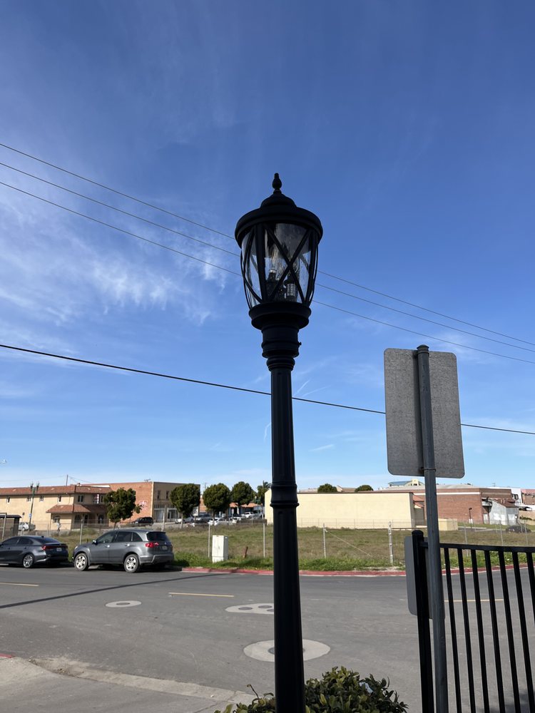 Slide of Central Coast Sparky Electric