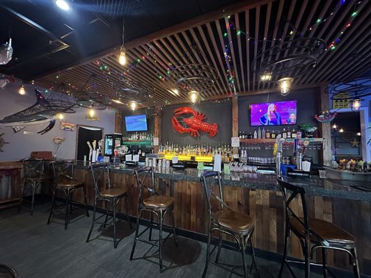 Mr. & Mrs. Crab Juicy Seafood & Bar by null