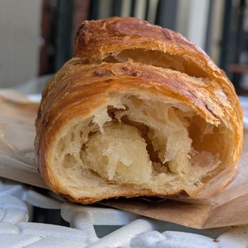Hans Egstorf - @endoedibles on Instagram 06/29/25 Almond Croissant - Bakeries Near Me - Amsterdam, New Hampshire Hans Egstorf - @endoedibles on Instagram 06/29/25 Almond Croissant - Bakeries Near Me - Amsterdam, New Hampshire