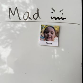 Oneonta Cooperative Nursery School - Identifying feelings at morning check in - Preschools Near Me - South Pasadena, California