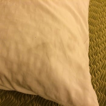 DoubleTree by Hilton - Berkeley - Dirty pillowcase - Hotels Near Me - Berkeley, California DoubleTree by Hilton - Berkeley - Dirty pillowcase - Hotels Near Me - Berkeley, California