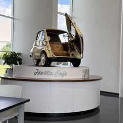 BMW Zentrum - Is that you Luigi?