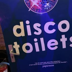Paparazzo - The door to the toilet... get ready and watch the video