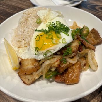 Midtown Spirits - Pork belly sisig - Bars Near Me - Sacramento, California