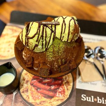 Sulbing Cafe - Green Tea Chocolate - Desserts Near Me - Burnaby, British Columbia