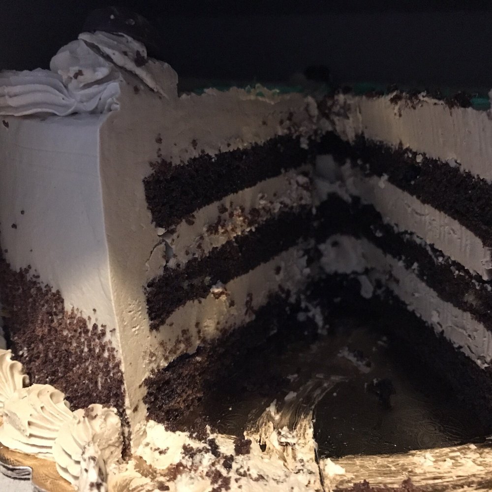 Lulu's Bakery - Alot of icing. - Bakeries Near Me - Fresh Meadows, New York
