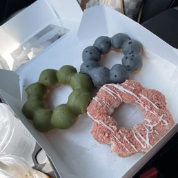 Strawberry Crunch Mochi Donut