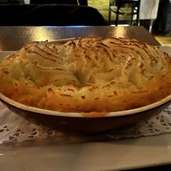 Bloom's Tavern - Shepards Pie - Pubs Near Me - New York, New York