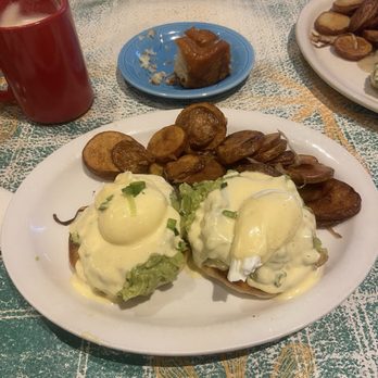 Good Day Café - Breakfast & Brunch Near Me - Golden Valley, Minnesota