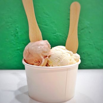 Sweet Scoops Homemade Ice Cream - Medley of flavors - Ice Cream & Frozen Yogurt Near Me - Fullerton, California Sweet Scoops Homemade Ice Cream - Medley of flavors - Ice Cream & Frozen Yogurt Near Me - Fullerton, California