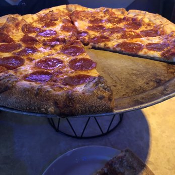 Bubba's 33 - Pepperoni pizza - Pizza Near Me - Toledo, Ohio