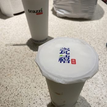 Teazzi Tea Shop - Taro Latte (16oz) - Bubble Tea Near Me - Flushing, New York