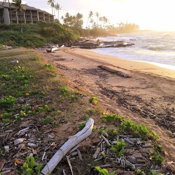 Wailua Beach - north end of the beach - Beaches Near Me