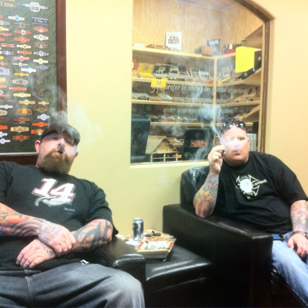 Cigar Mas Fino - Tobacco Shops Near Me - Bakersfield, California Cigar Mas Fino - Tobacco Shops Near Me - Bakersfield, California