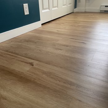 Absolutely Floored - a hardwood floor in a house - Flooring Near Me - Port Coquitlam, British Columbia Absolutely Floored - a hardwood floor in a house - Flooring Near Me - Port Coquitlam, British Columbia
