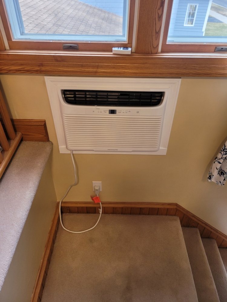 Slide of Leonard & sons Handyman Solutions