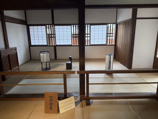 Takayama Jinya by null