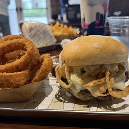 Crispy Dubai Burger Crispy Dubai Burger