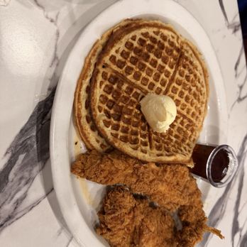 Kuzzos Chicken & Waffles - Chicken strips Kuzzo's Classic Chicken and Waffle - Southern Near Me - Detroit, Michigan Kuzzos Chicken & Waffles - Chicken strips Kuzzo's Classic Chicken and Waffle - Southern Near Me - Detroit, Michigan