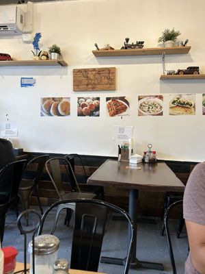 Min Min Pie House 福香园 by null