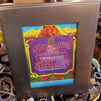 Murphys Curiosity Shop - Used, Vintage & Consignment Near Me - fairfax, California