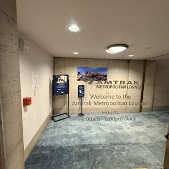 Amtrak - Lounge. - Public Transportation Near Me - Philadelphia, Pennsylvania Amtrak - Lounge. - Public Transportation Near Me - Philadelphia, Pennsylvania