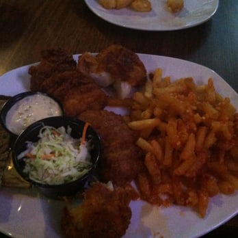 Dexter's Pub - Chili fries! - Pubs Near Me - Madison, Wisconsin