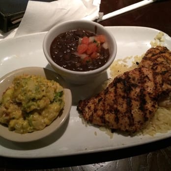 Cheddar's Scratch Kitchen - Lemon pepper chicken with black beans and broccoli casserole - American Near Me - Fayetteville, North Carolina